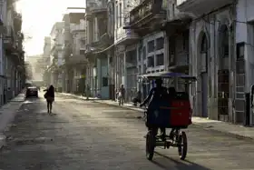 Neznámý: Časně ráno v ulicích staré Havany